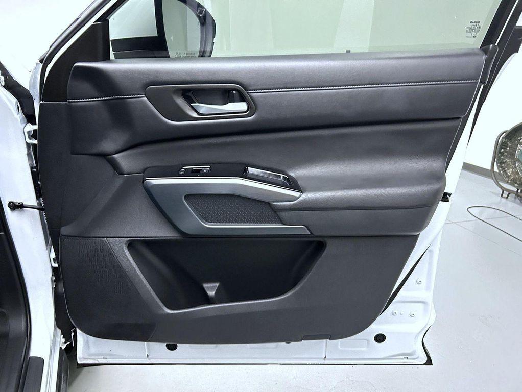 used 2025 Nissan Pathfinder car, priced at $38,990