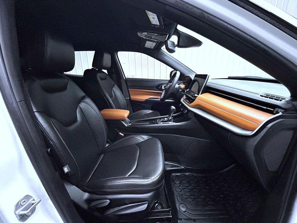 used 2025 Jeep Compass car, priced at $29,291