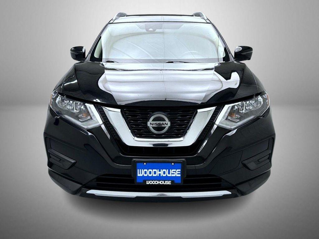 used 2019 Nissan Rogue car, priced at $16,276