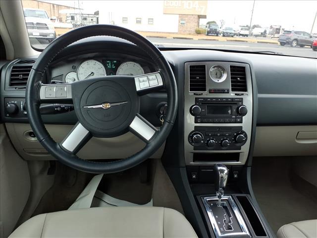 used 2006 Chrysler 300 car