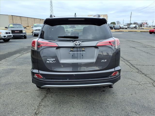 used 2018 Toyota RAV4 car