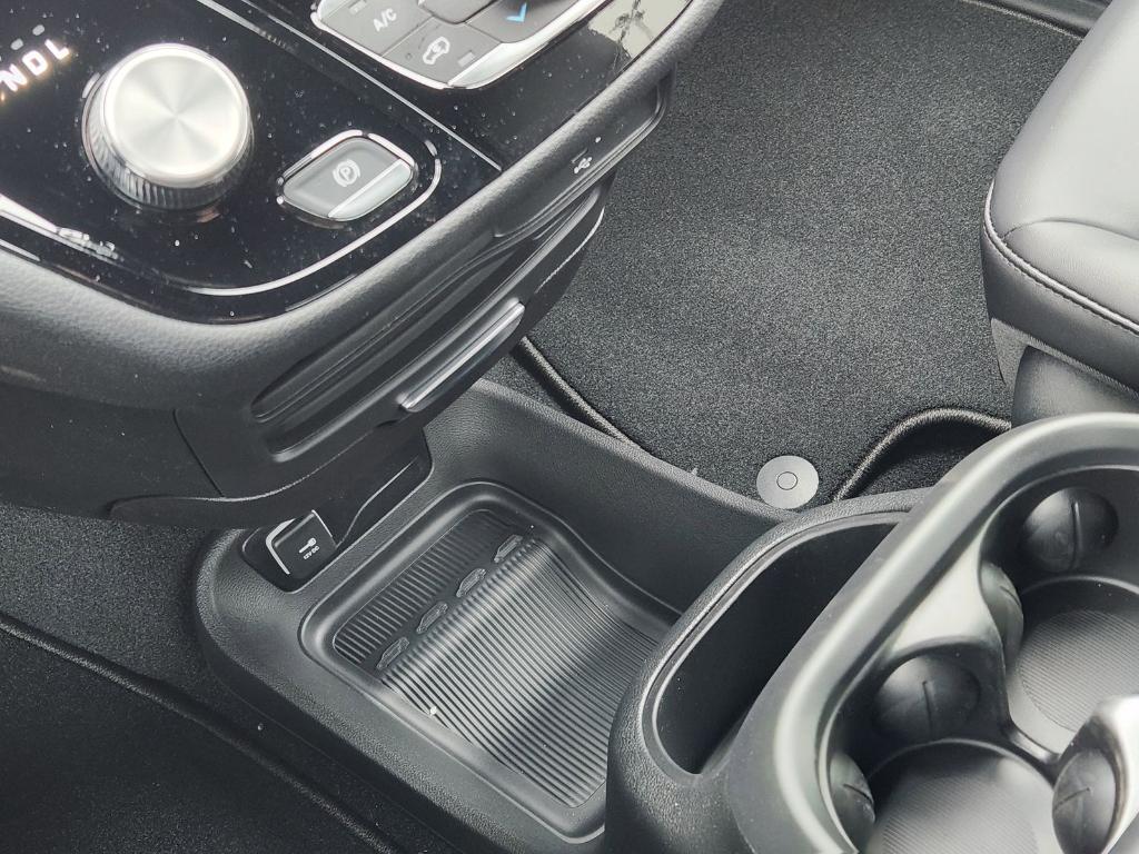 new 2026 Chrysler Pacifica car, priced at $45,570