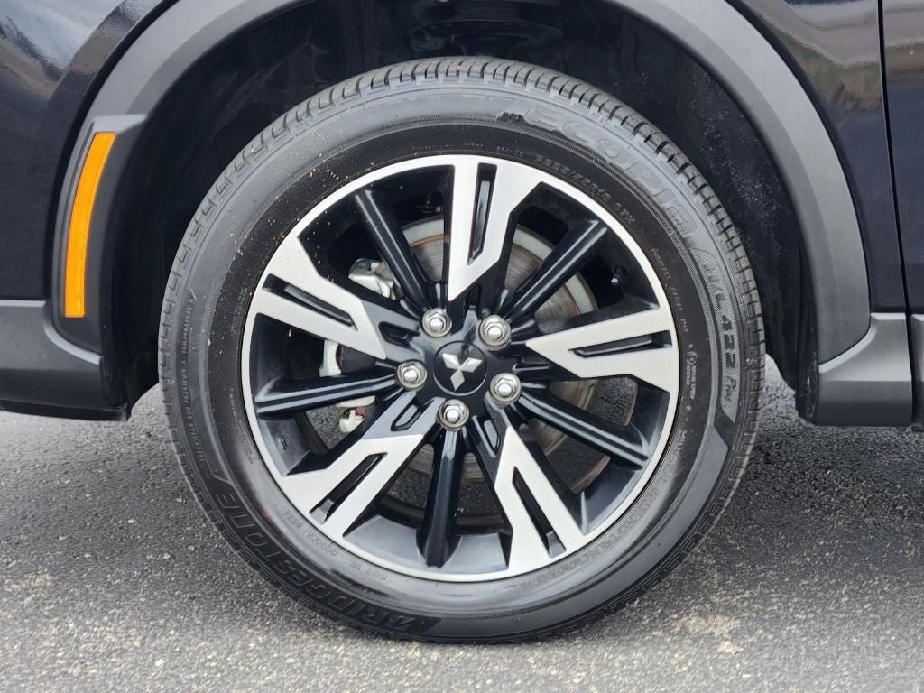 used 2025 Mitsubishi Eclipse Cross car, priced at $20,998