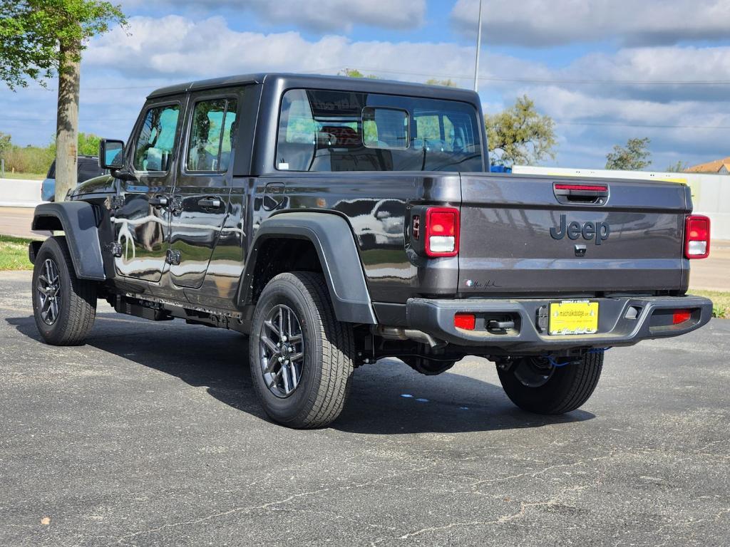 new 2026 Jeep Gladiator car, priced at $39,408