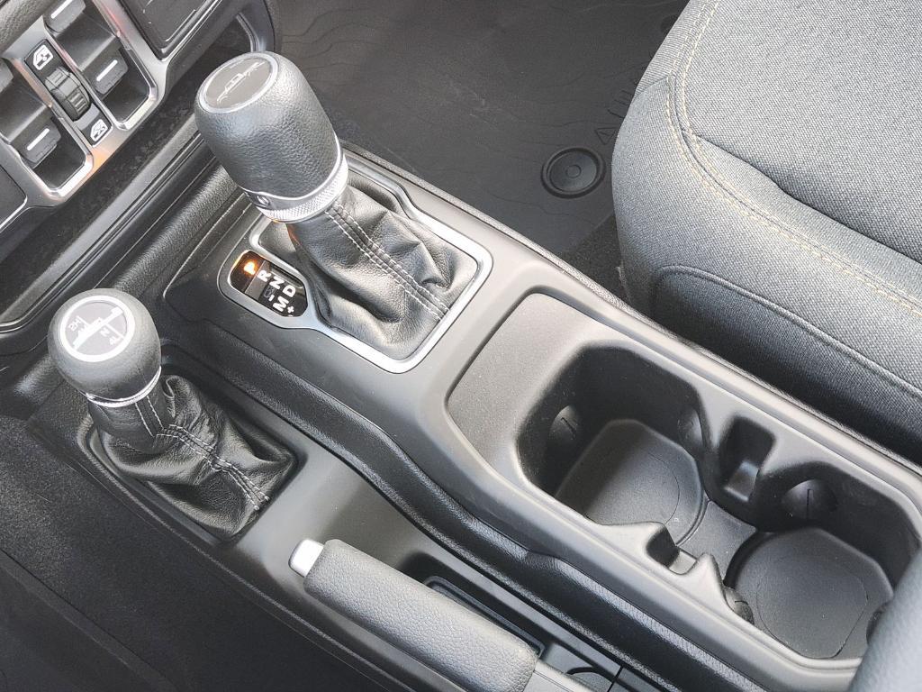 new 2026 Jeep Gladiator car, priced at $39,408