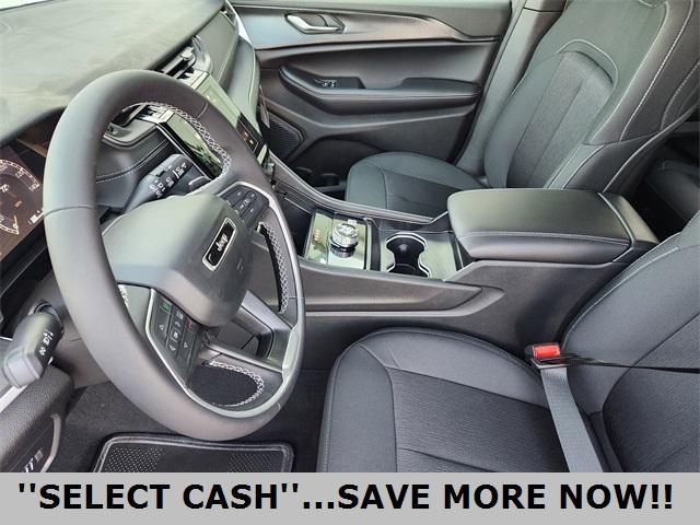 new 2025 Jeep Grand Cherokee L car, priced at $33,275