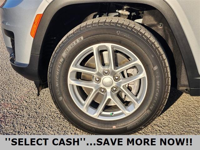 new 2025 Jeep Grand Cherokee L car, priced at $33,275