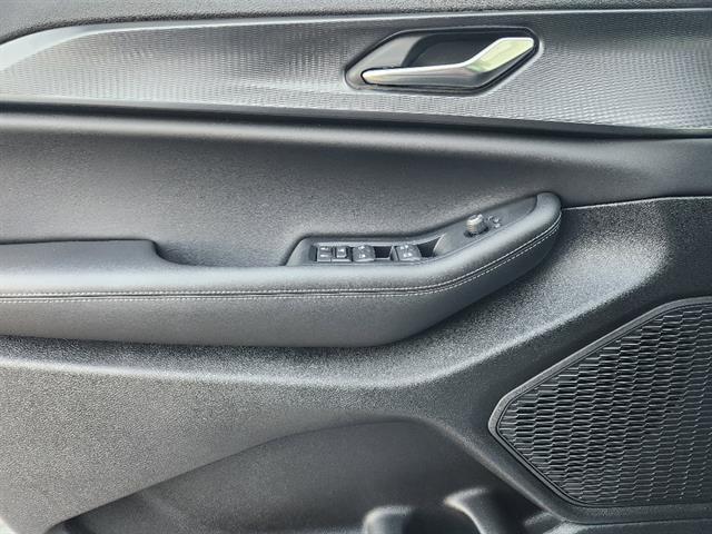 new 2025 Jeep Grand Cherokee L car, priced at $33,275