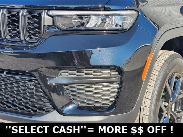 new 2025 Jeep Grand Cherokee car, priced at $37,030