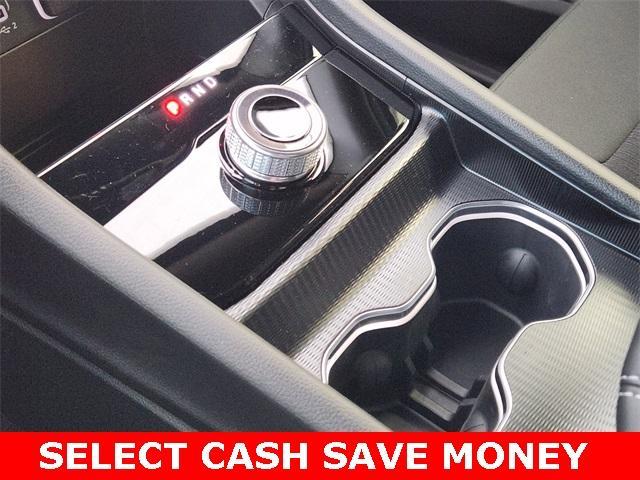 new 2025 Jeep Grand Cherokee car, priced at $36,875