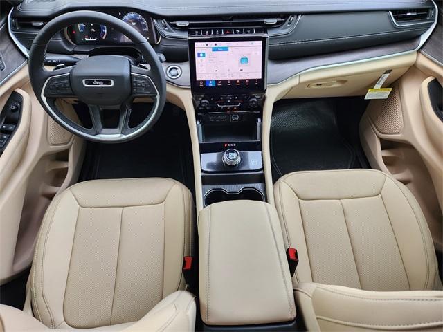 new 2025 Jeep Grand Cherokee car, priced at $43,685