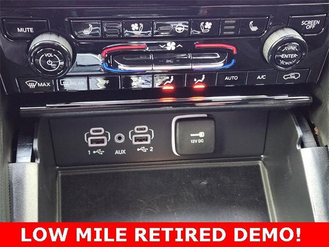 new 2025 Jeep Grand Cherokee car, priced at $46,745