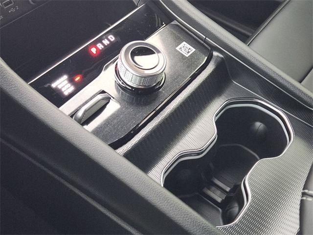 new 2025 Jeep Grand Cherokee car, priced at $46,140