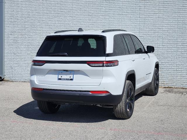 new 2026 Jeep Grand Cherokee car, priced at $46,905