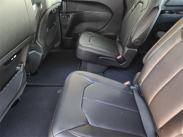 new 2026 Chrysler Pacifica car, priced at $36,840