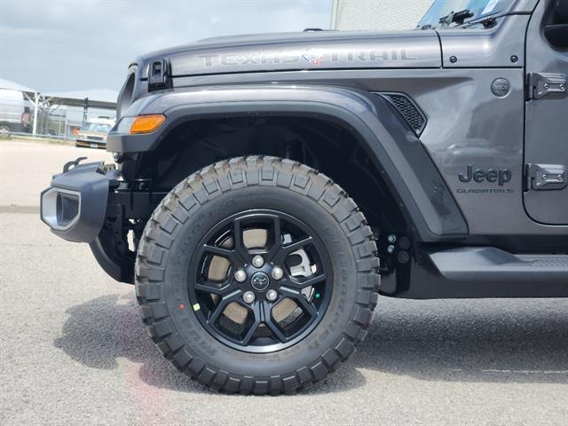 new 2026 Jeep Gladiator car, priced at $48,205