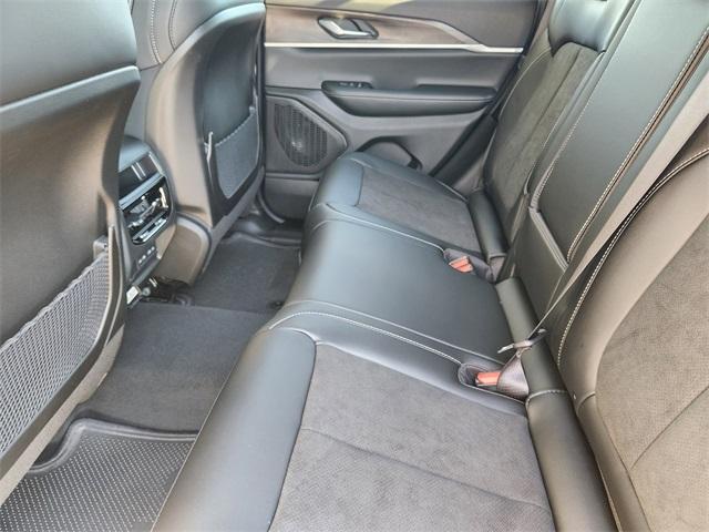 new 2026 Jeep Grand Cherokee car, priced at $42,880