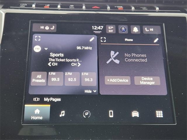 new 2025 Jeep Grand Cherokee car, priced at $37,880