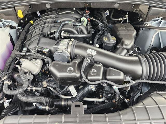 new 2025 Jeep Grand Cherokee car, priced at $37,880