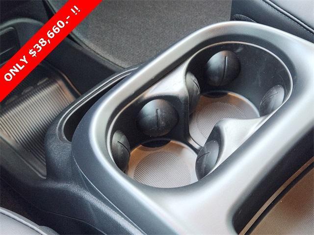 new 2026 Chrysler Pacifica car, priced at $38,660