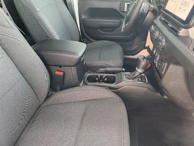 new 2026 Jeep Wrangler car, priced at $38,440