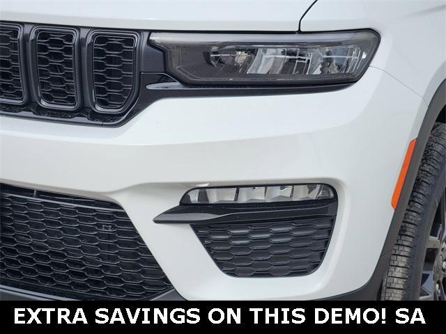 new 2025 Jeep Grand Cherokee car, priced at $45,640