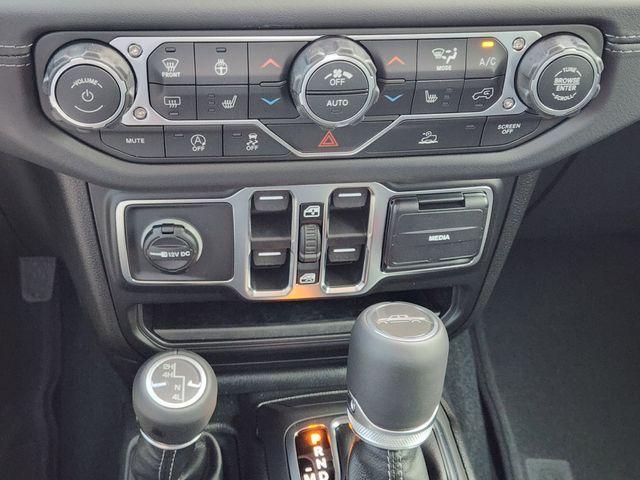 new 2026 Jeep Gladiator car, priced at $48,205