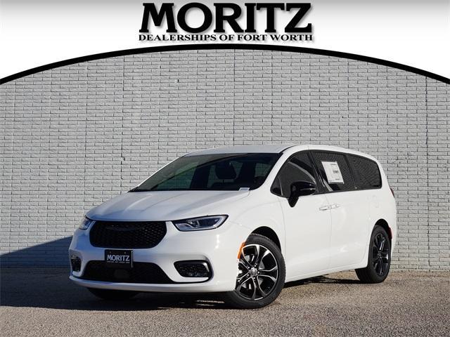 new 2026 Chrysler Pacifica car, priced at $38,165