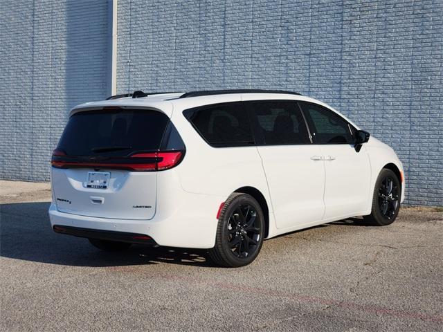 new 2026 Chrysler Pacifica car, priced at $45,160