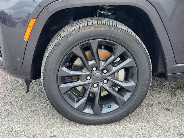 new 2026 Jeep Grand Cherokee L car, priced at $53,225