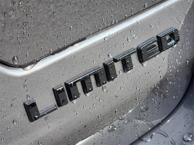 new 2025 Jeep Grand Cherokee car, priced at $45,135