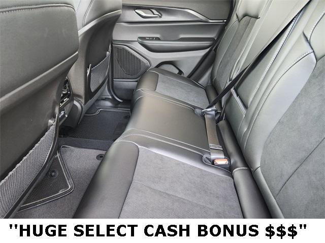 new 2025 Jeep Grand Cherokee car, priced at $35,080