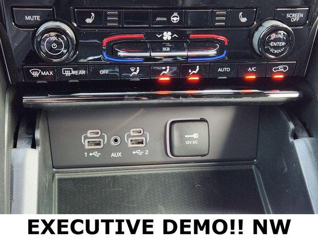 new 2025 Jeep Grand Cherokee car, priced at $34,485