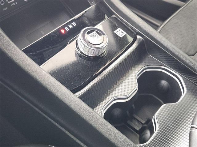 new 2025 Jeep Grand Cherokee car, priced at $41,025