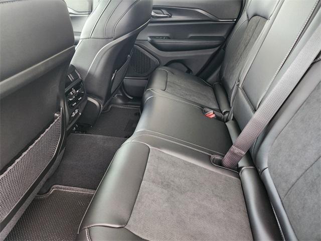 new 2025 Jeep Grand Cherokee car, priced at $41,025