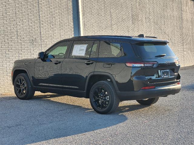 new 2025 Jeep Grand Cherokee L car, priced at $39,580