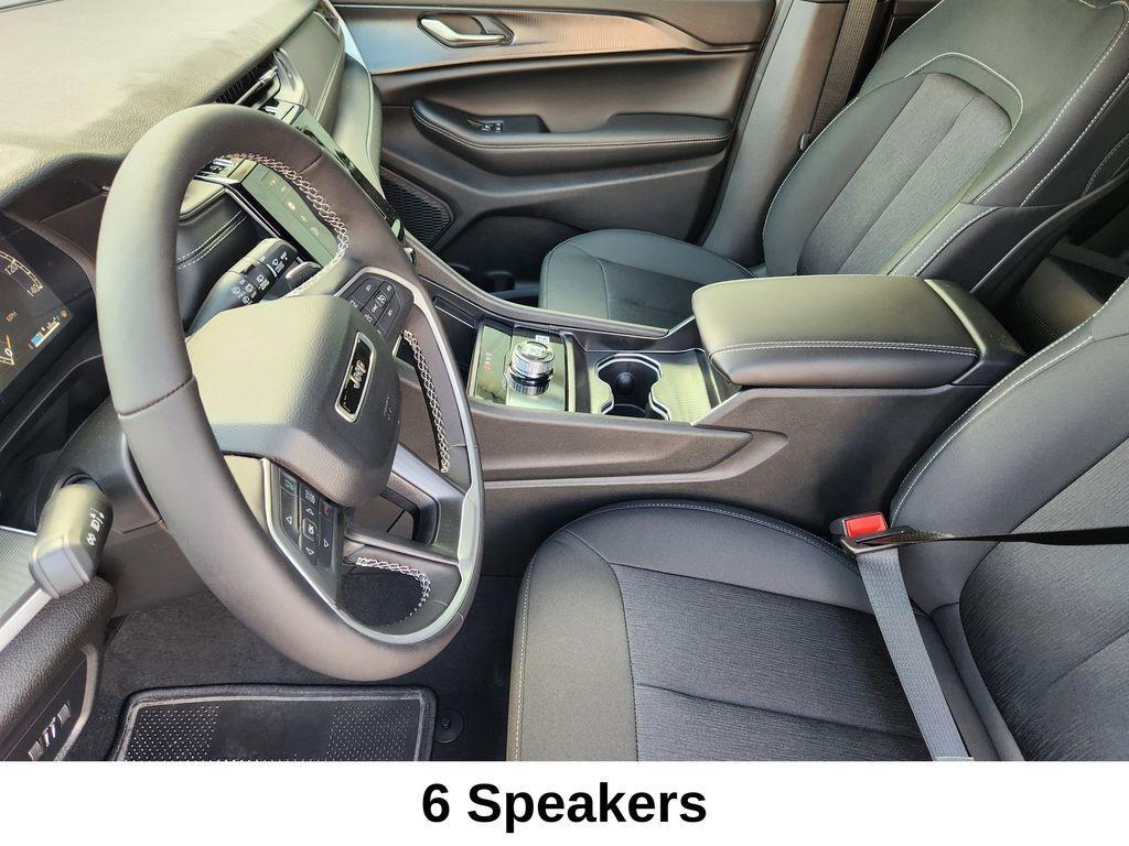 new 2026 Jeep Grand Cherokee car, priced at $35,980