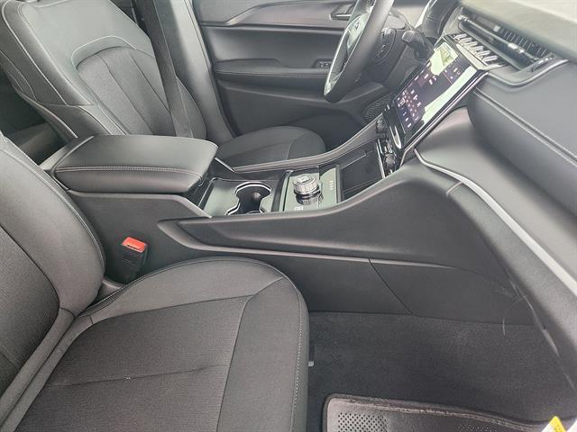 new 2026 Jeep Grand Cherokee L car, priced at $41,135