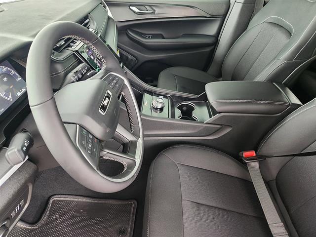 new 2026 Jeep Grand Cherokee L car, priced at $41,135