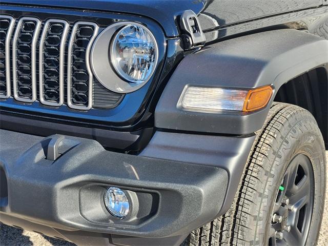 new 2026 Jeep Wrangler car, priced at $36,670