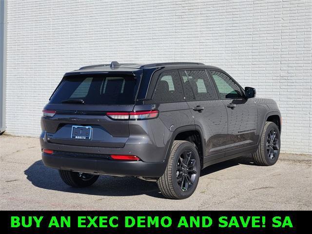 new 2025 Jeep Grand Cherokee car, priced at $47,230