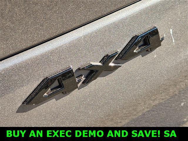 new 2025 Jeep Grand Cherokee car, priced at $47,230