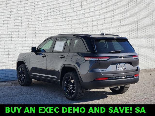 new 2025 Jeep Grand Cherokee car, priced at $47,230