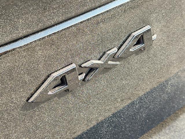 new 2025 Jeep Grand Cherokee L car, priced at $46,335