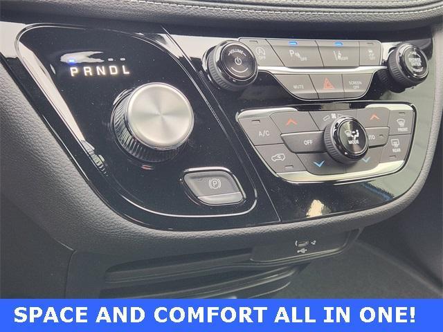 new 2026 Chrysler Pacifica car, priced at $41,275