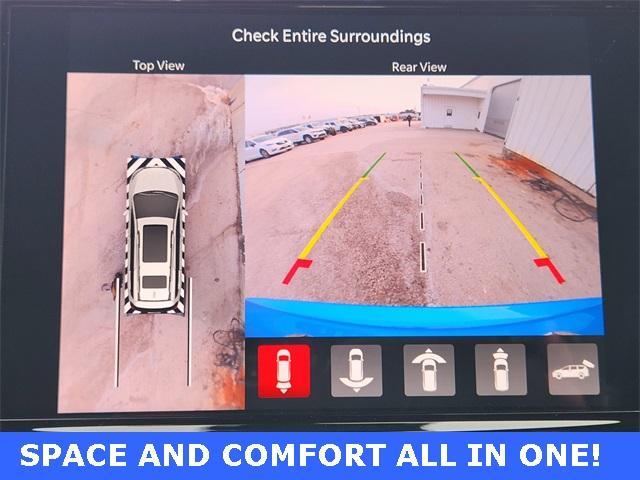 new 2026 Chrysler Pacifica car, priced at $41,275