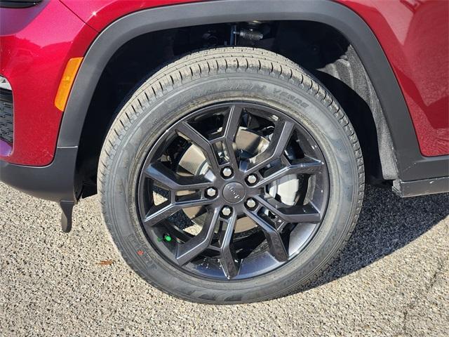 new 2025 Jeep Grand Cherokee car, priced at $46,135