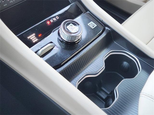 new 2025 Jeep Grand Cherokee car, priced at $46,135