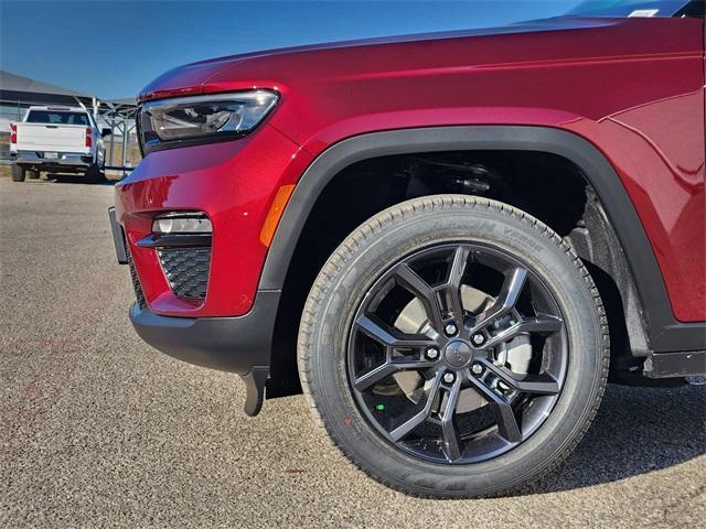 new 2025 Jeep Grand Cherokee car, priced at $46,135