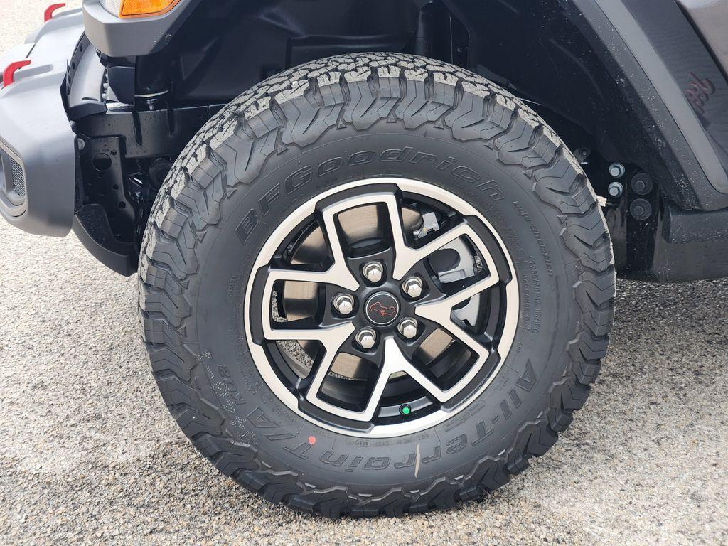 new 2026 Jeep Wrangler car, priced at $53,765